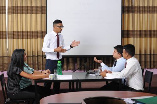 Diverse Curriculum - Quest MBA Nepal
